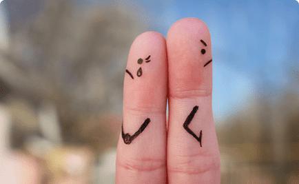 Divorce on fingers Facial expression on fingers during divorce